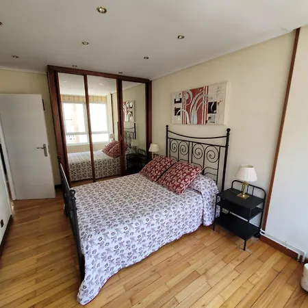 Nuevo! Pisazo En El Centro 8 Personas Apartman Santender